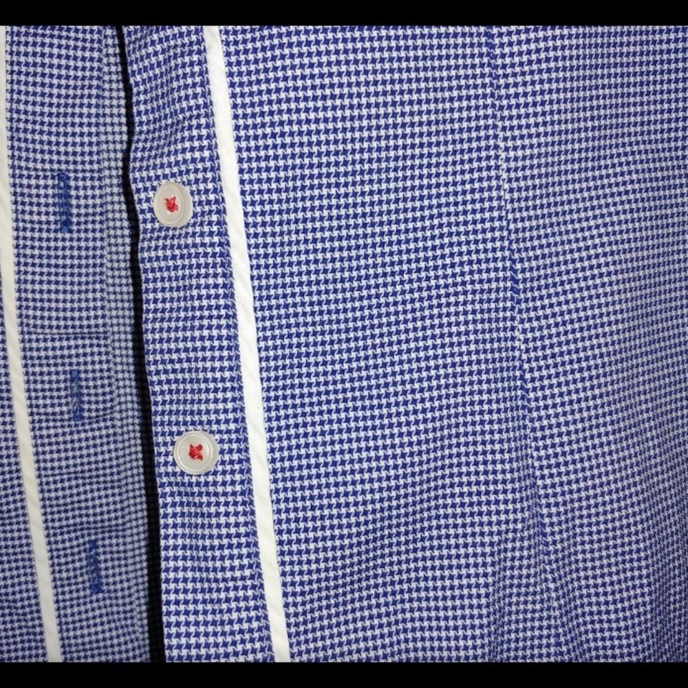 SOLD!!Women's Hawes & Curtis Fitted Button Up - Picture 5 of 8
